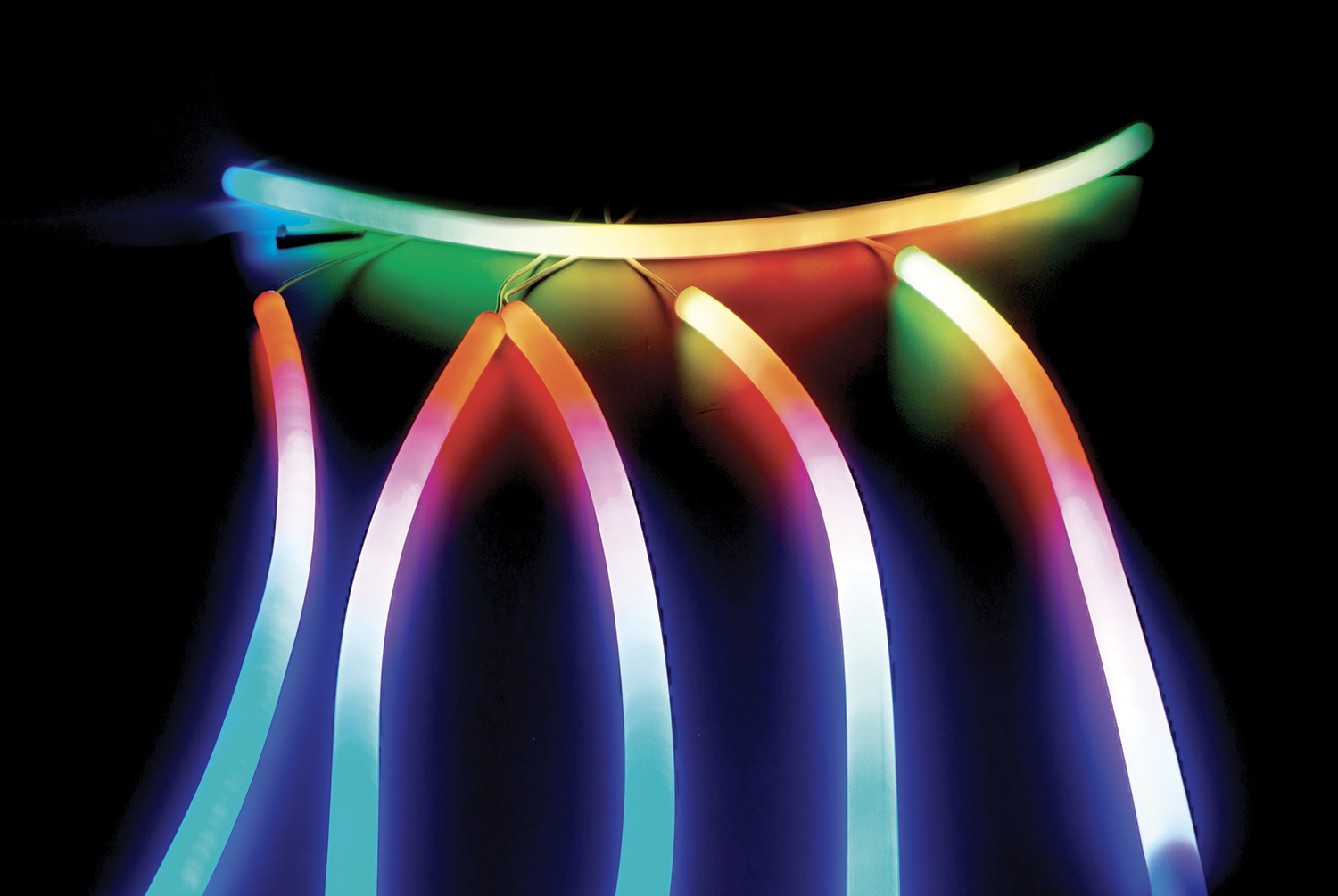 Strisce LED flessibili al silicone con flusso luminoso a colori e circolare  a 360° - Staff Editoriale