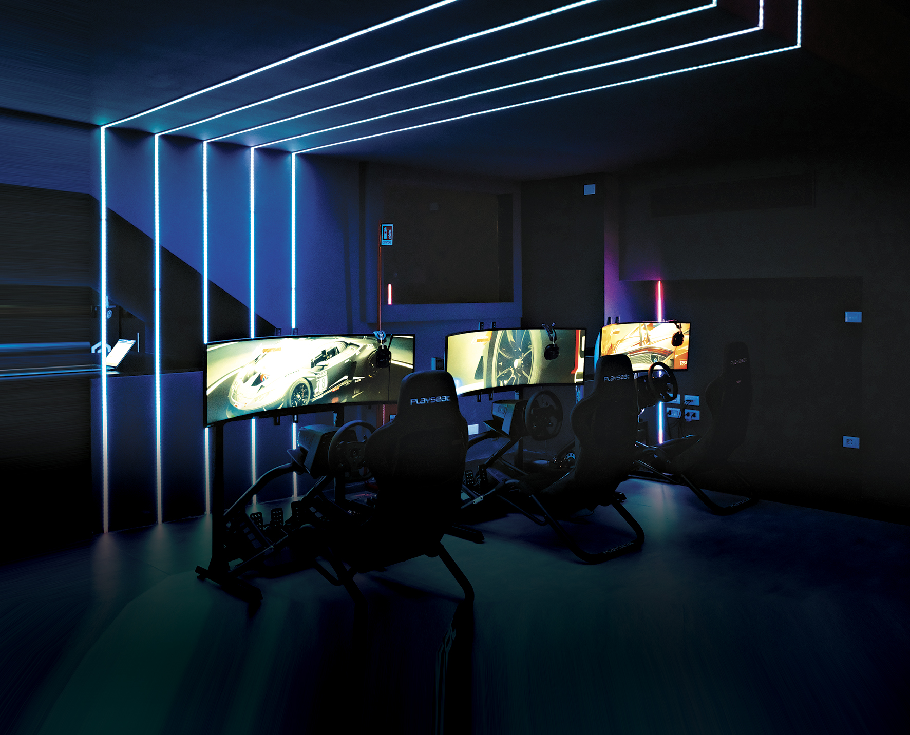 Signify con Philips Hue, protagonista dello spazio PLB World per gaming  experience uniche e coinvolgenti - Staff Editoriale